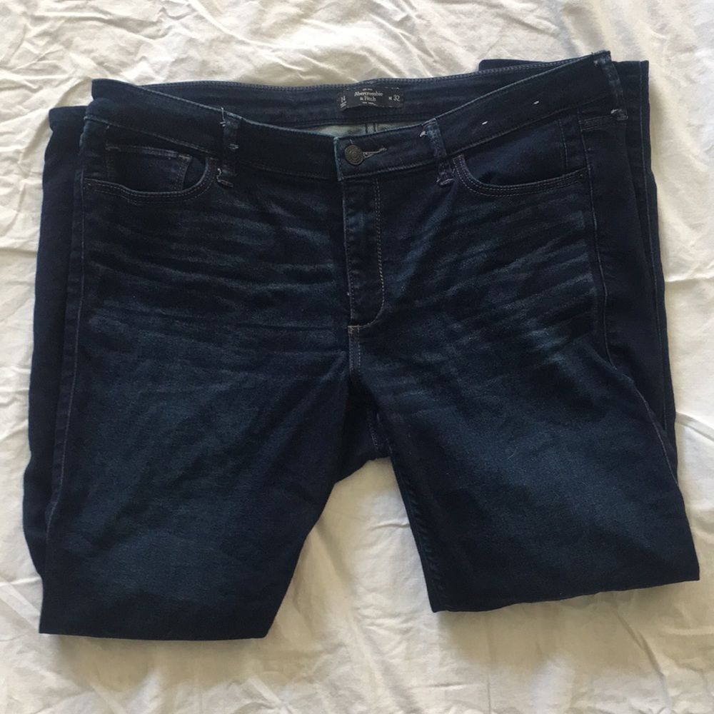 Never worn Abercrombie & Fitch dark blue jeans